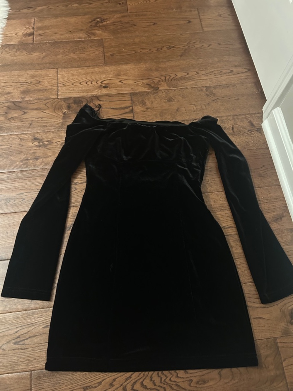 Zara Black Velvet Long Sleeve Off-Shoulder Dress